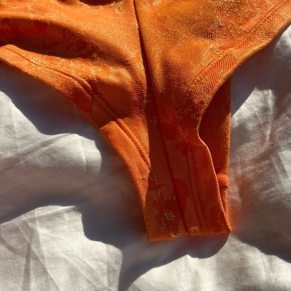 Em and May Bikini - Picture 10 of 13